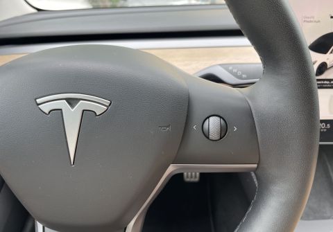 Tesla Model 3 Performance