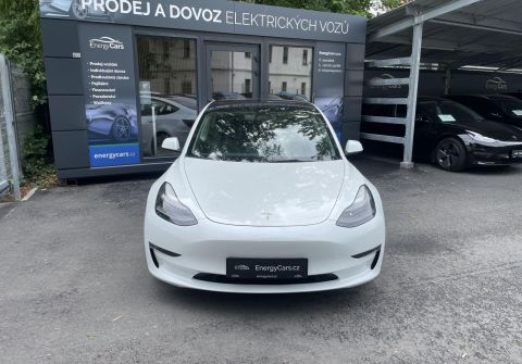 Tesla Model 3 Performance