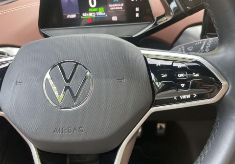 Volkswagen ID.4 82 kWh 360 kamera Panorama HUD