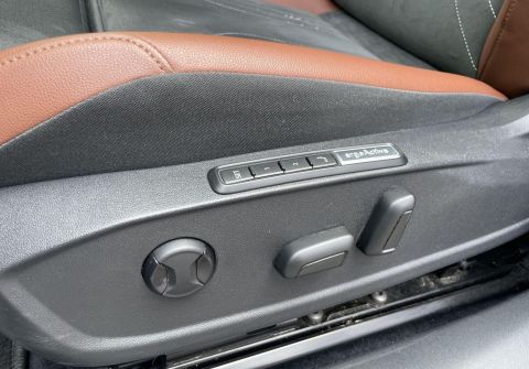 Volkswagen ID.4 82 kWh 360 kamera Panorama HUD