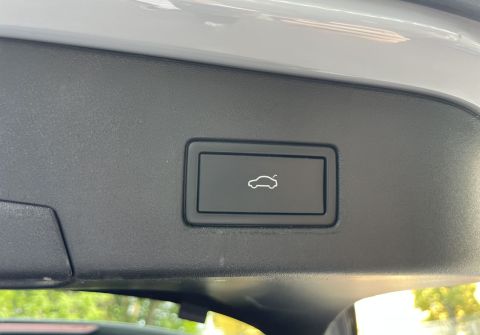 Volkswagen ID.4 82 kWh 360 kamera Panorama HUD