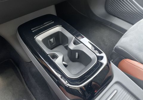 Volkswagen ID.4 82 kWh 360 kamera Panorama HUD