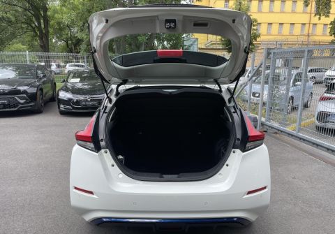 Nissan Leaf 110kW, Bat. 40 kWh Kamera