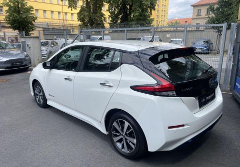 Nissan Leaf 110kW, Bat. 40 kWh Kamera