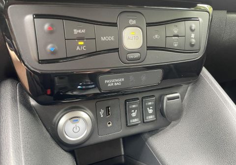 Nissan Leaf 110kW, Bat. 40 kWh Kamera