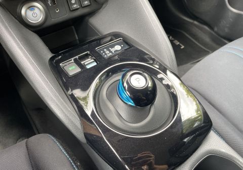 Nissan Leaf 110kW, Bat. 40 kWh Kamera
