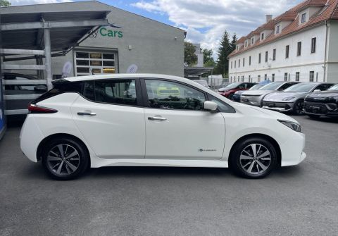 Nissan Leaf 110kW, Bat. 40 kWh Kamera