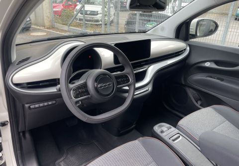 Fiat 500e 42 kWh Adaptive LED Kessy