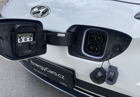 Hyundai Kona Baterie 64kWh, ČR, Záruka