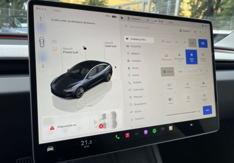 Tesla Model 3 Long Range AWD