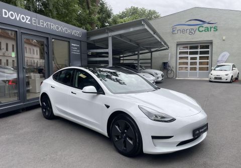 Tesla Model 3 SR, Baterie LFP 55 kWh