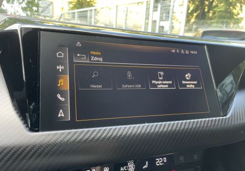 Audi e-tron GT RS e-tron 440 kW B