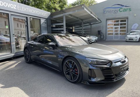 Audi e-tron GT RS e-tron 440 kW B