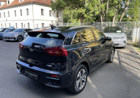 Kia Niro Vision 64 kWh,kamera SoH 96,3%