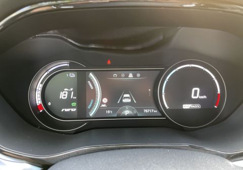 Kia Niro Vision 64 kWh,kamera SoH 96,3%
