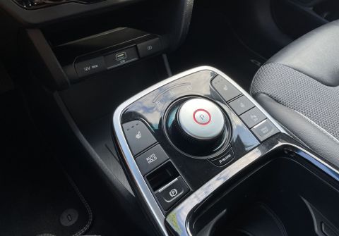 Kia Niro Vision 64 kWh,kamera SoH 96,3%