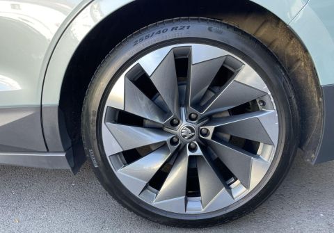 Škoda Enyaq iV iV80 82kWh/150 kW Crystal Face