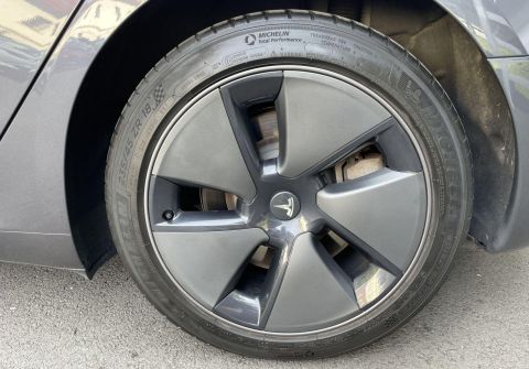 Tesla Model 3 Standart Range Plus LFP