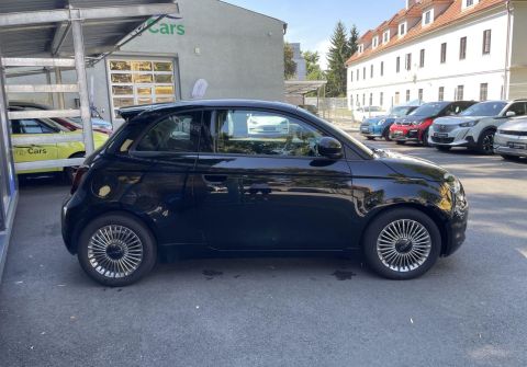 Fiat 500e ICON / 70 kW / 24 kWh