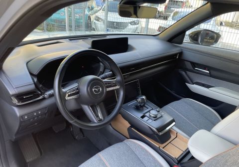 Mazda MX-30 e-Skyactiv / HUD 35,5kWh