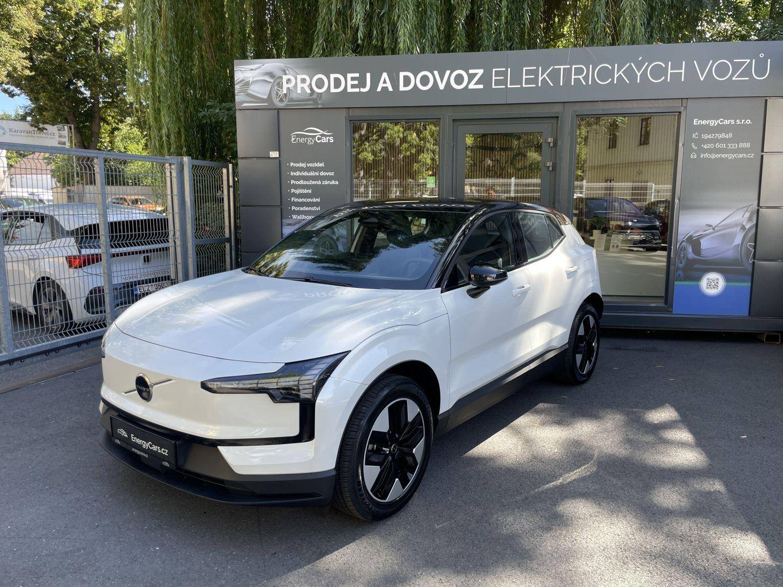 Volvo Ostatní Plus Single Motor 200 kW H&K