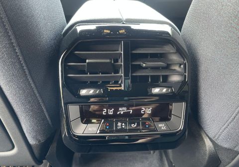 BMW iX xDrive40 H&K 360 Kamera