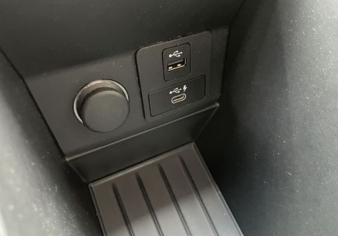 BMW i3 120Ah / H&K / Adaptive LED