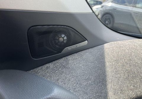 BMW i3 120Ah / H&K / Adaptive LED