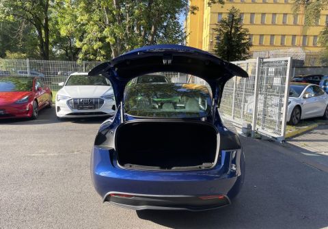 Tesla Model 3 LR AWD Highland