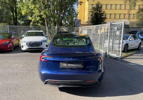 Tesla Model 3 LR AWD Highland