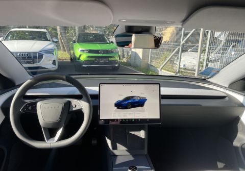 Tesla Model 3 LR AWD Highland