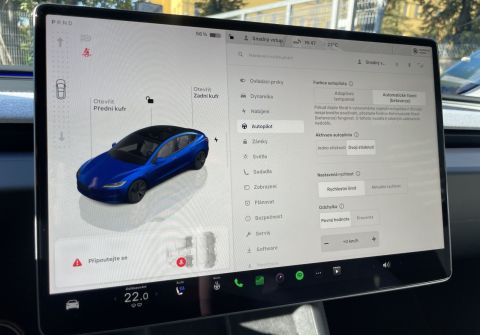 Tesla Model 3 LR AWD Highland