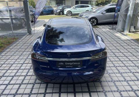 Tesla Model S 90D Panorama Free Charging